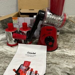 Geedel Red Drum Grater with Attachments